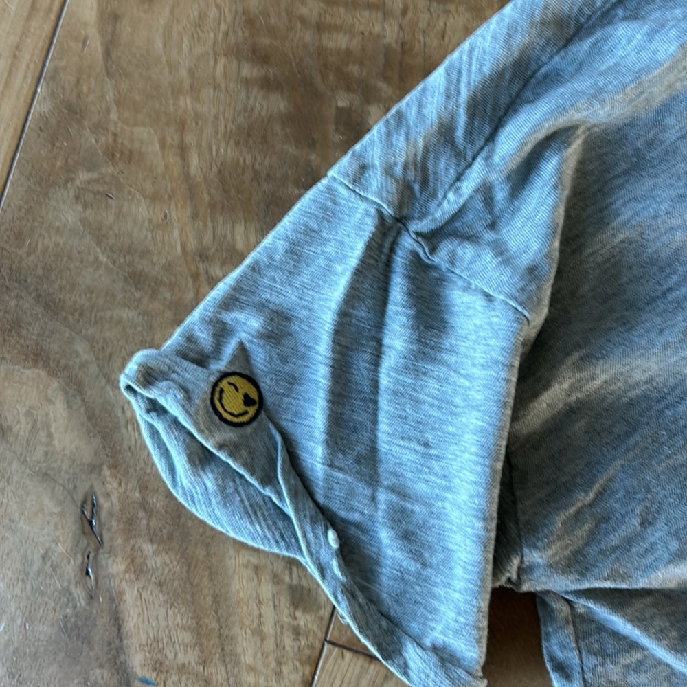Gap kids grey T-shirt, size L